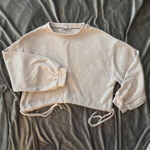 Zara Cream Cropped Sweatshirt